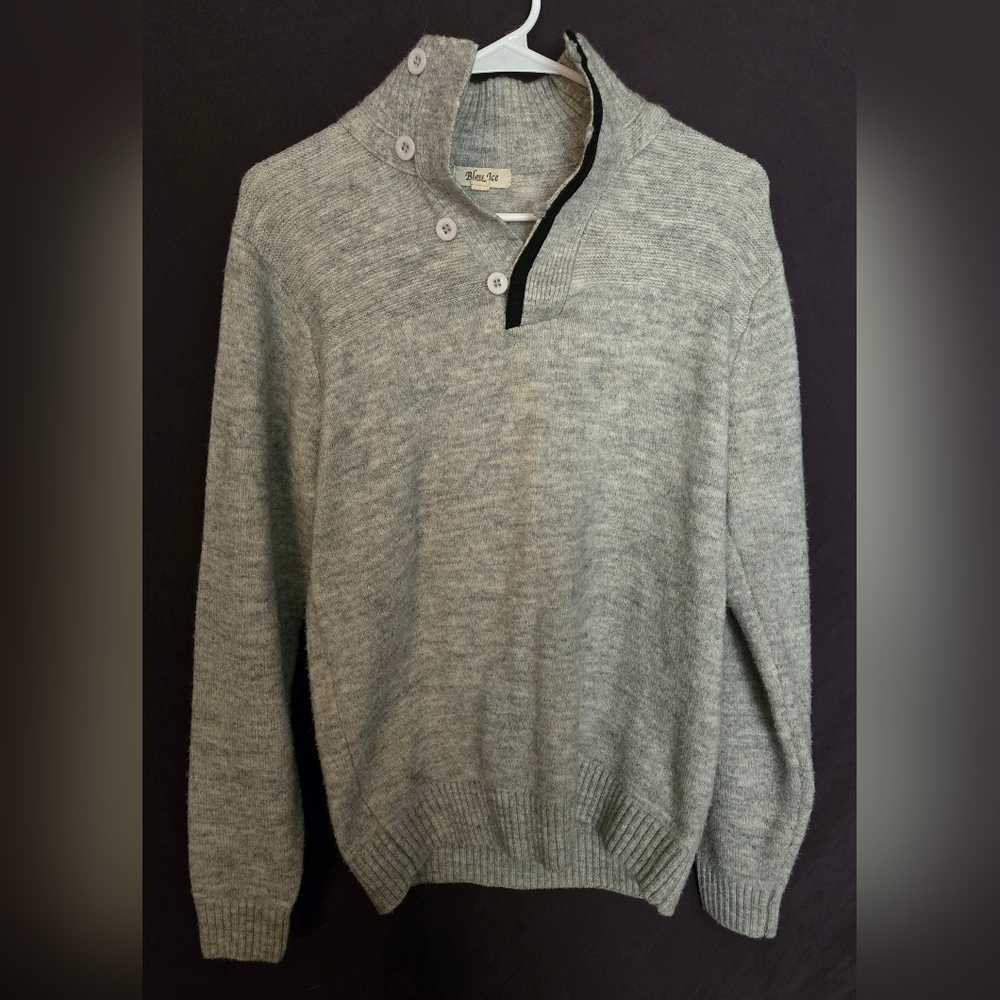 Bleu Ice men’s pullover/sweater 1/4 Button Sz M